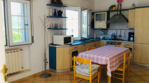 Villa Anna Regione Bussi 57 Imperia