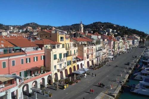 Apartamento La Tua Casa In Centro Imperia
