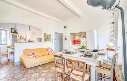 Stunning Apartment In Imperia With Wifi And 3 Bedrooms
