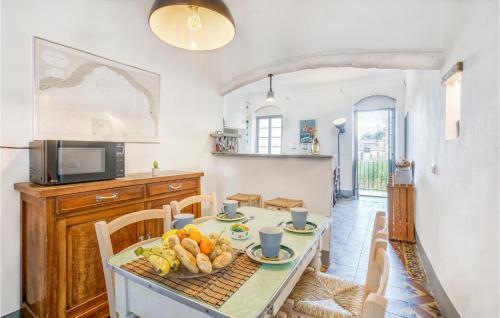 Stunning Apartment In Imperia With Wifi And 3 Bedrooms