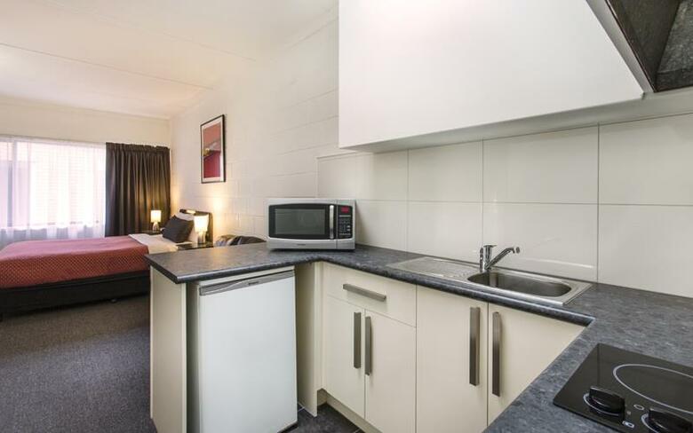 Best Western Hamilton Lakeside Motel