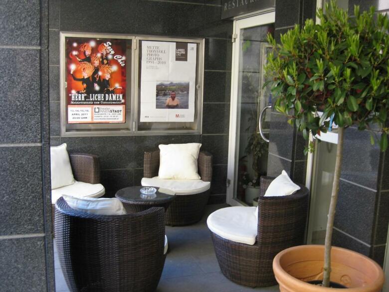 Dom Hotel