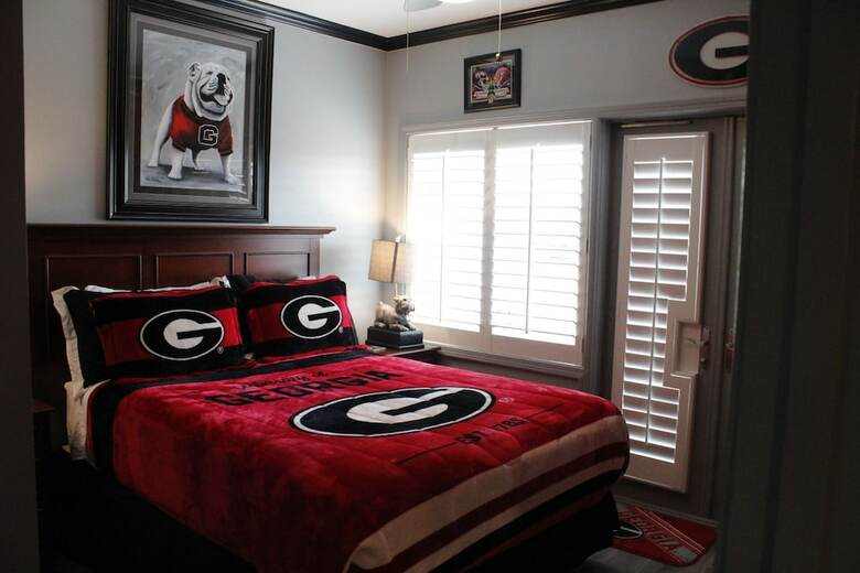 Hotel Georgia Gameday Center