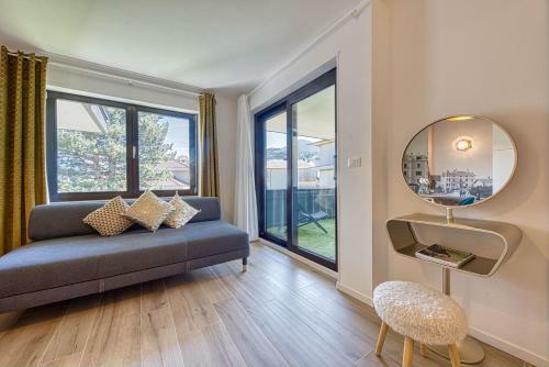 Aparthotel Goldfinger + Suites