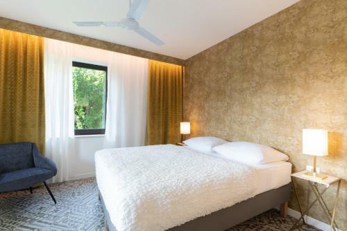Aparthotel Goldfinger + Suites