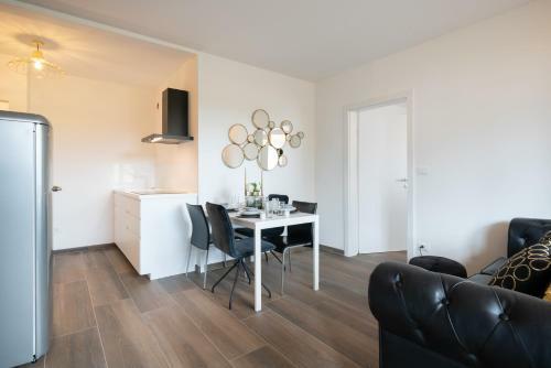 Aparthotel Goldfinger + Suites