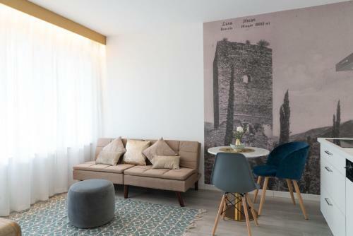Aparthotel Goldfinger + Suites