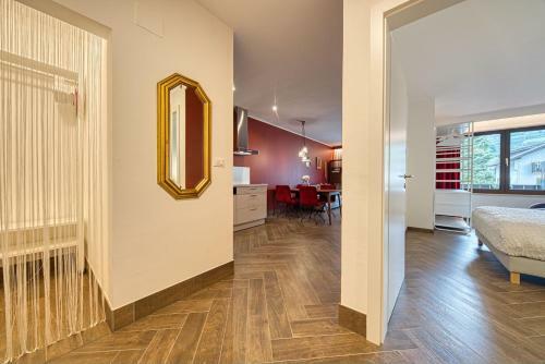 Aparthotel Goldfinger + Suites
