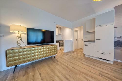 Aparthotel Goldfinger + Suites