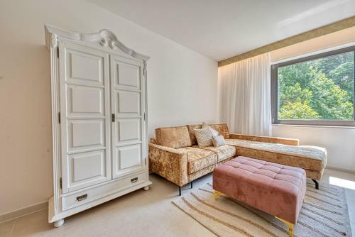 Aparthotel Goldfinger + Suites