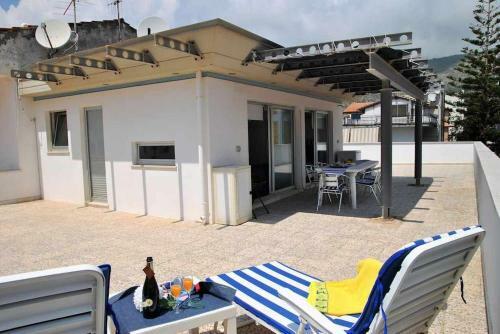 Attico Blu Monolocale Con Terrazza A 50 Mt Dal Mare