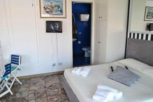 Attico Blu Monolocale Con Terrazza A 50 Mt Dal Mare