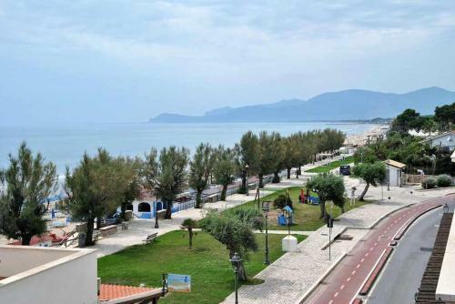 Attico Blu Monolocale Con Terrazza A 50 Mt Dal Mare