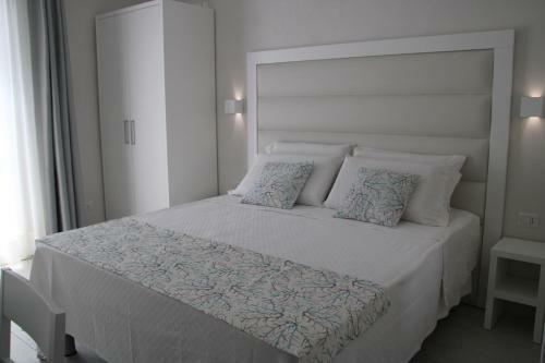 Hostal La Guitgia Rooms
