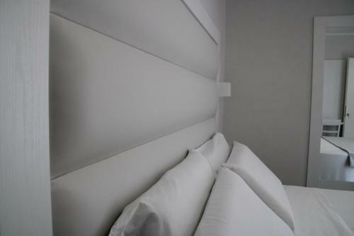 Hostal La Guitgia Rooms