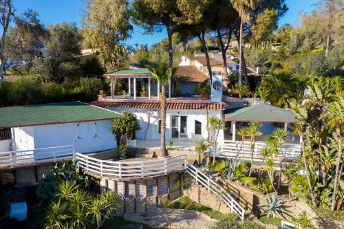 Charming Sea View Villa With Pool - Praialonga