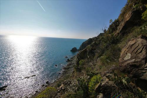 La Casetta Di Giuly A Picco Sul Mare