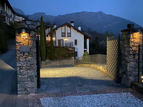 Hostal Panoramic Relax Luxury Villa Martina Lake Como