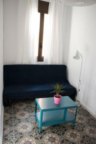 Hostal Bed And Beach Barcelona Guesthouse