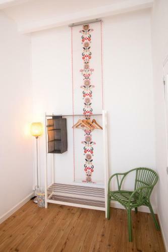 Hostal Bed And Beach Barcelona Guesthouse