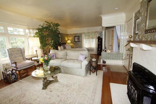 The Jabberwock Bed & Breakfast