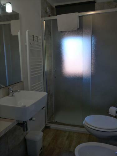 Hostal La Tana Rooms