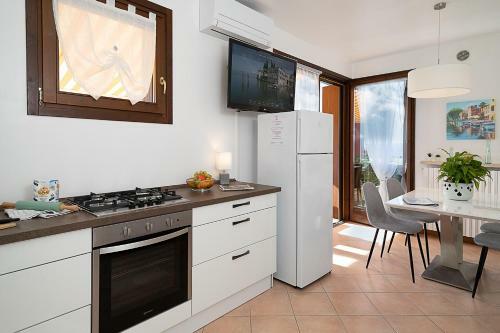 Apartment Blanco - Regarda Travel