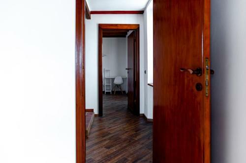 La Casa Di Ugo Sotto Il Borgo