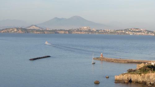 Hostal L'incanto Suites Ischia