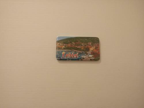 Hostal Travel House