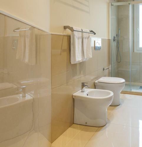 Cinque Terre The Arcade Apartment - Two Bathrooms