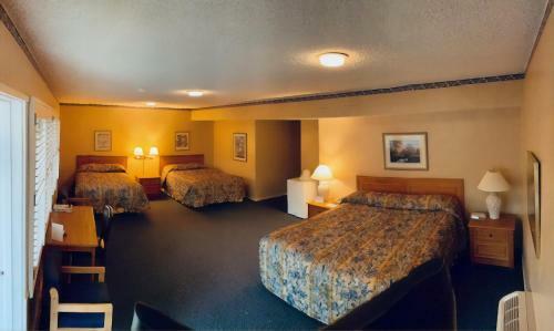 Saga Motor Hotel