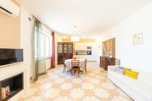 Machi La Civetta Apartment