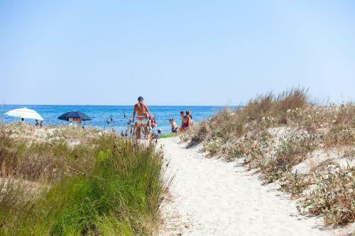 Casa Con Giardino Vicino Spiaggia Di Sabbia M720