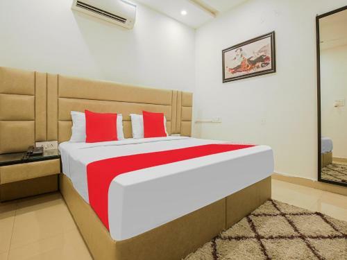 Oyo 87402 Hotel Bliss