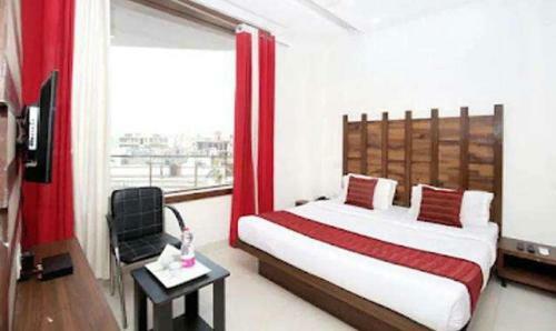 Fabhotel Pearl Grand