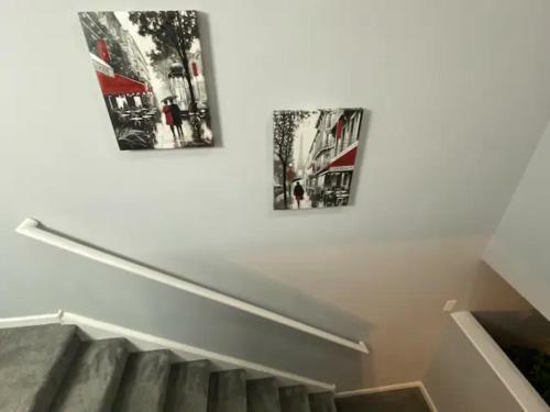 Roxybury Wine, Spacious Townhome, Firepit, Fenced Yard, Free Parking