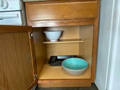 Roxybury Wine, Spacious Townhome, Firepit, Fenced Yard, Free Parking