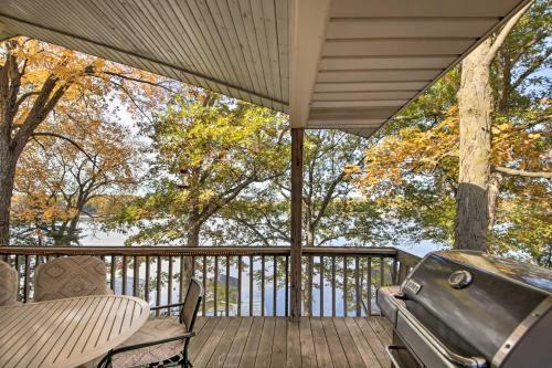Waterfront Monticello Home Deck And Boat Dock!