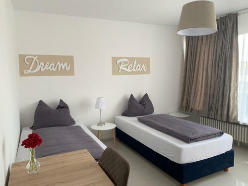 Hannover Apartment Braun