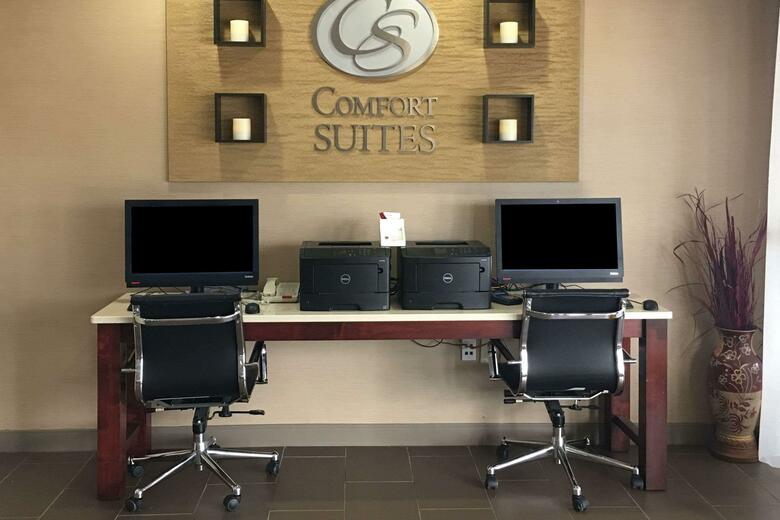 Hotel Comfort Suites Commerce