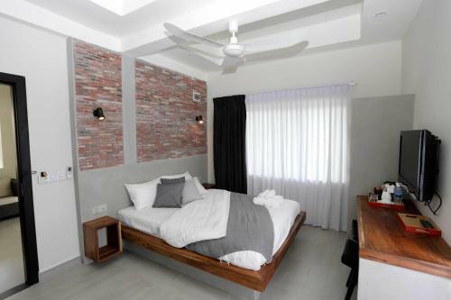 Hotel Nine