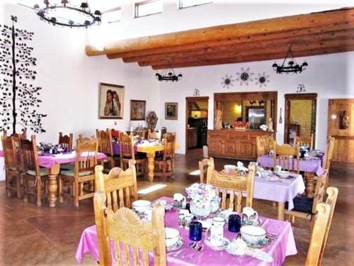 Posada Casa Benavides Inn