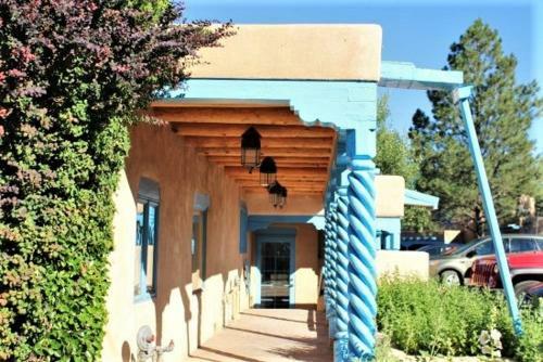 Posada Casa Benavides Inn