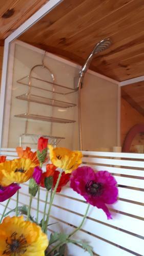 Bed & Breakfast Chambres Et Roulotte de La Gentilhommi�re