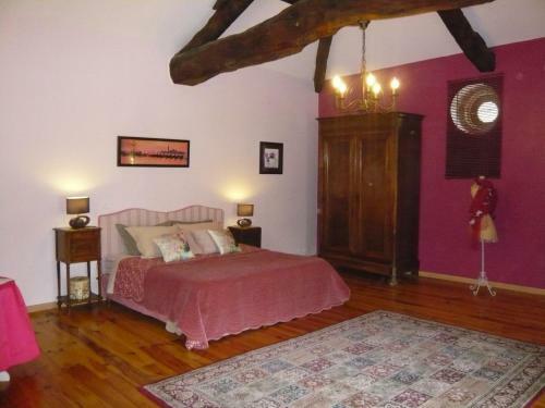 Bed & Breakfast Chambres Et Roulotte de La Gentilhommi�re