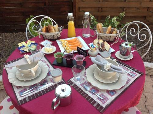 Bed & Breakfast Chambres Et Roulotte de La Gentilhommi�re