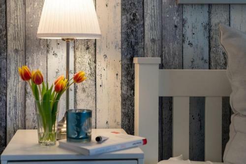 Apartamento Strandhotel-heiligenhafen-wohnung-101-typ-iv-wasserblick