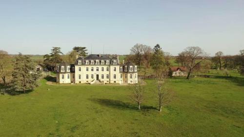 Hostal Chambre Zen Ch�teau De La Bouchatte