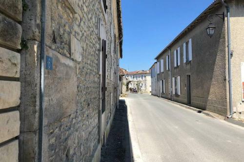 Gite Les Etoiles Blanches (15mn Cognac) 22 Pers